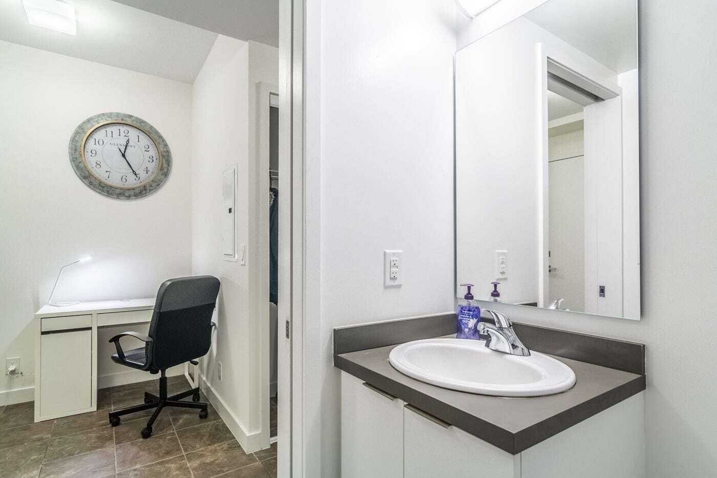 Aoc Suites - Two Bedroom Condo - City/Cn Tower View Toronto Esterno foto