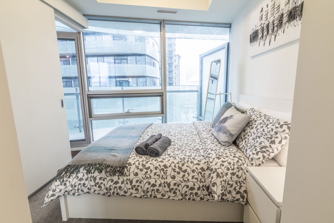 Aoc Suites - Two Bedroom Condo - City/Cn Tower View Toronto Esterno foto
